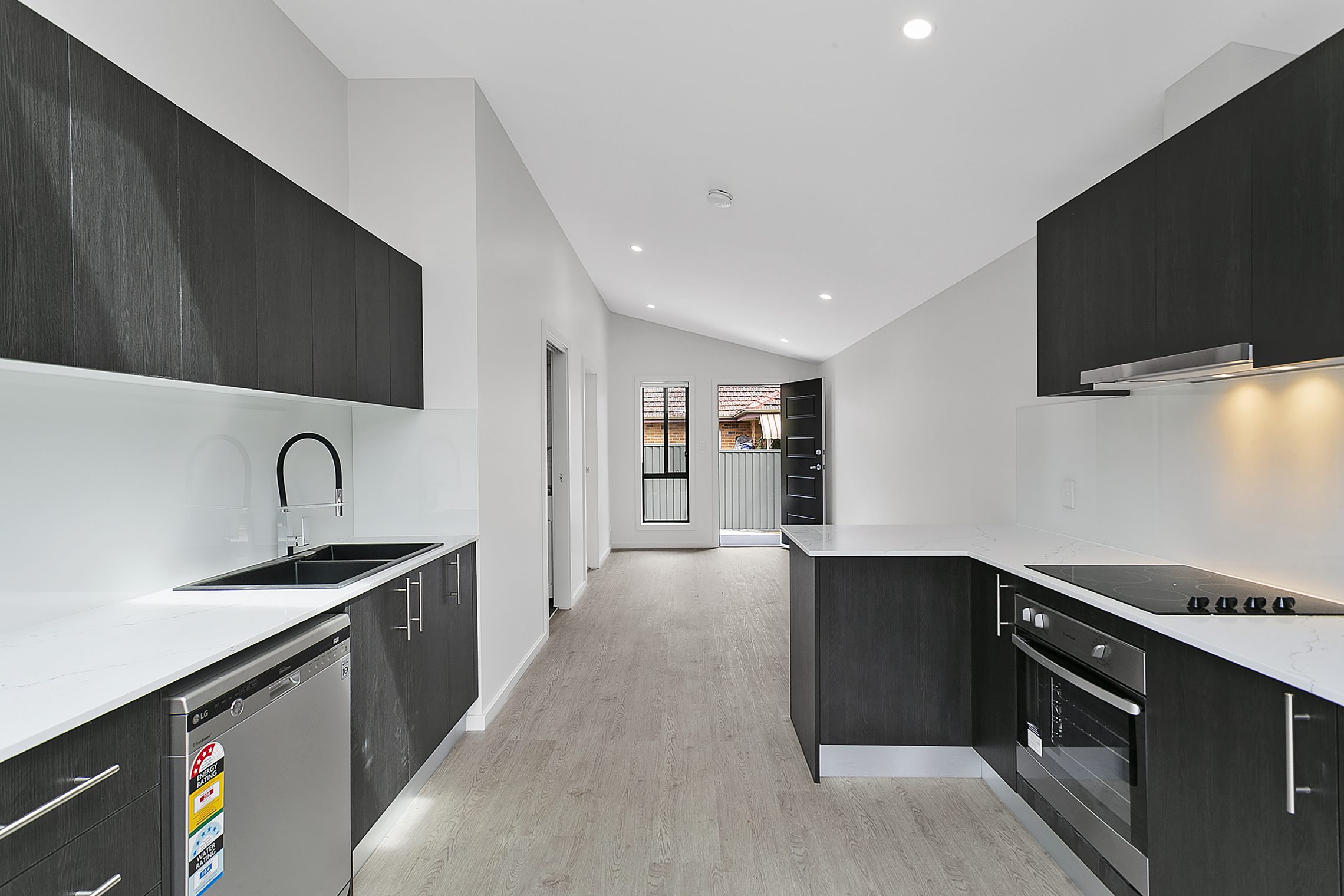 Lane Cove – M627