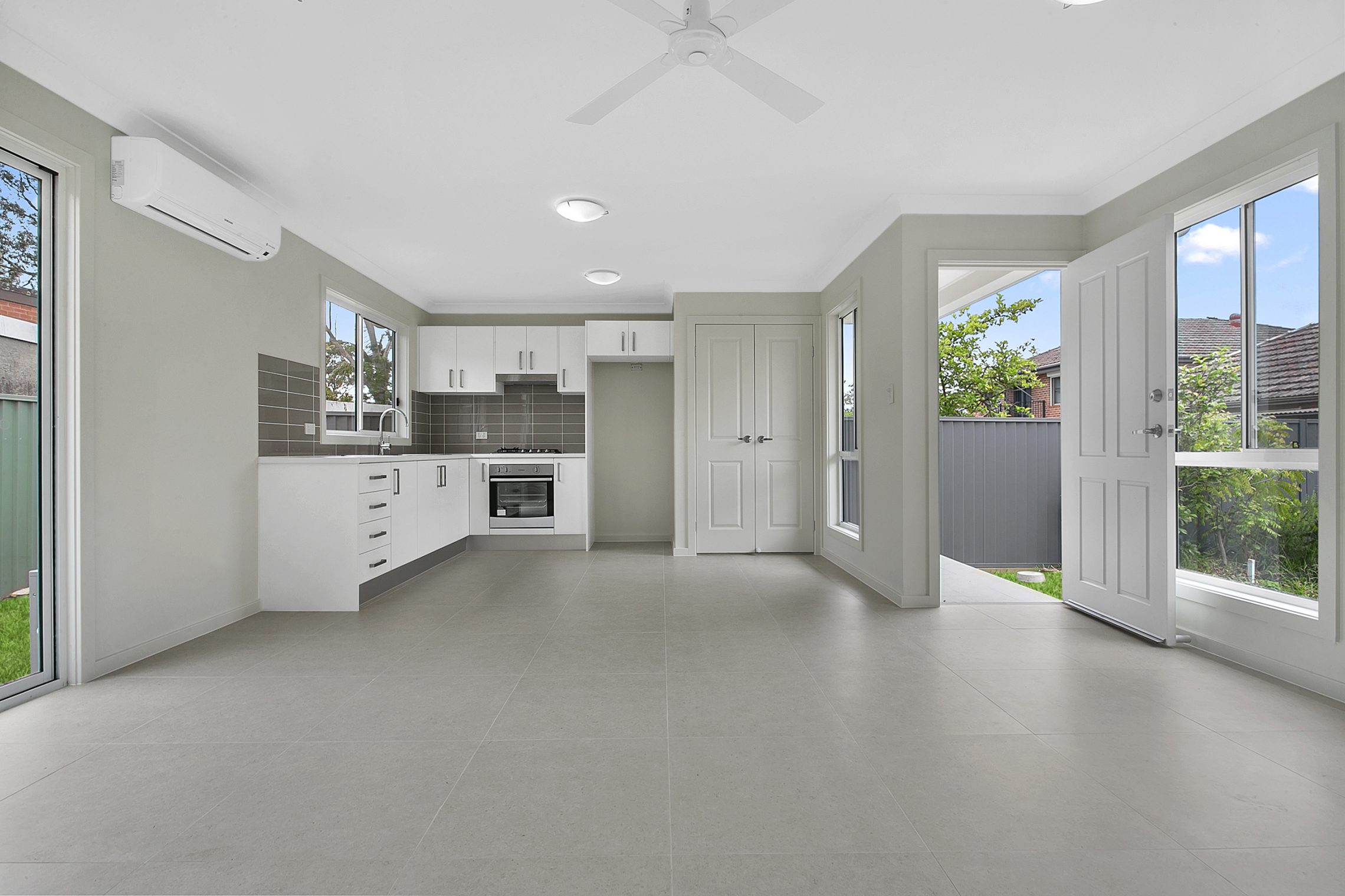 Lane Cove North – M715