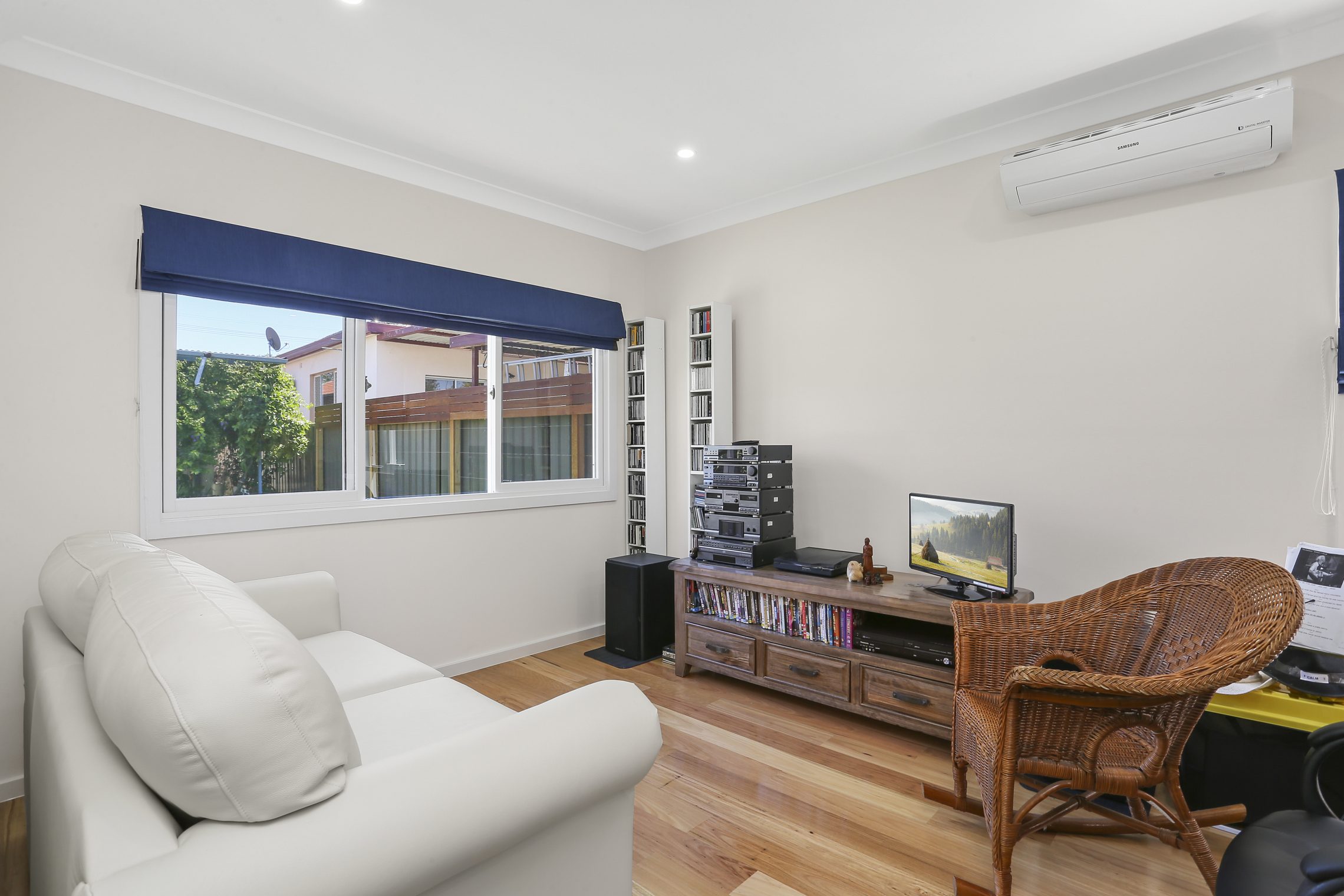 Ashbury – E22