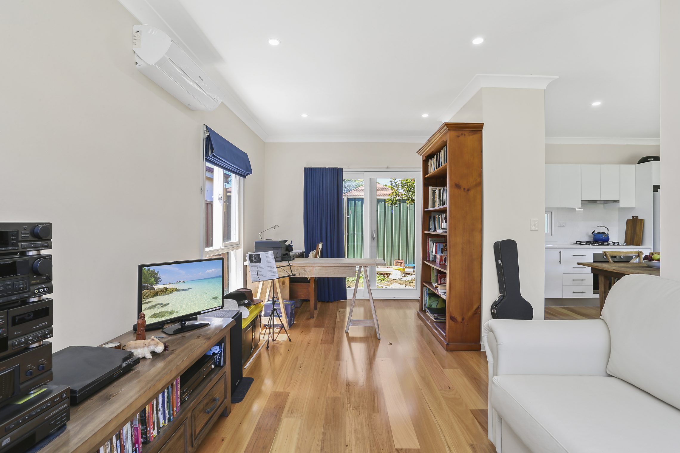 Ashbury – E22