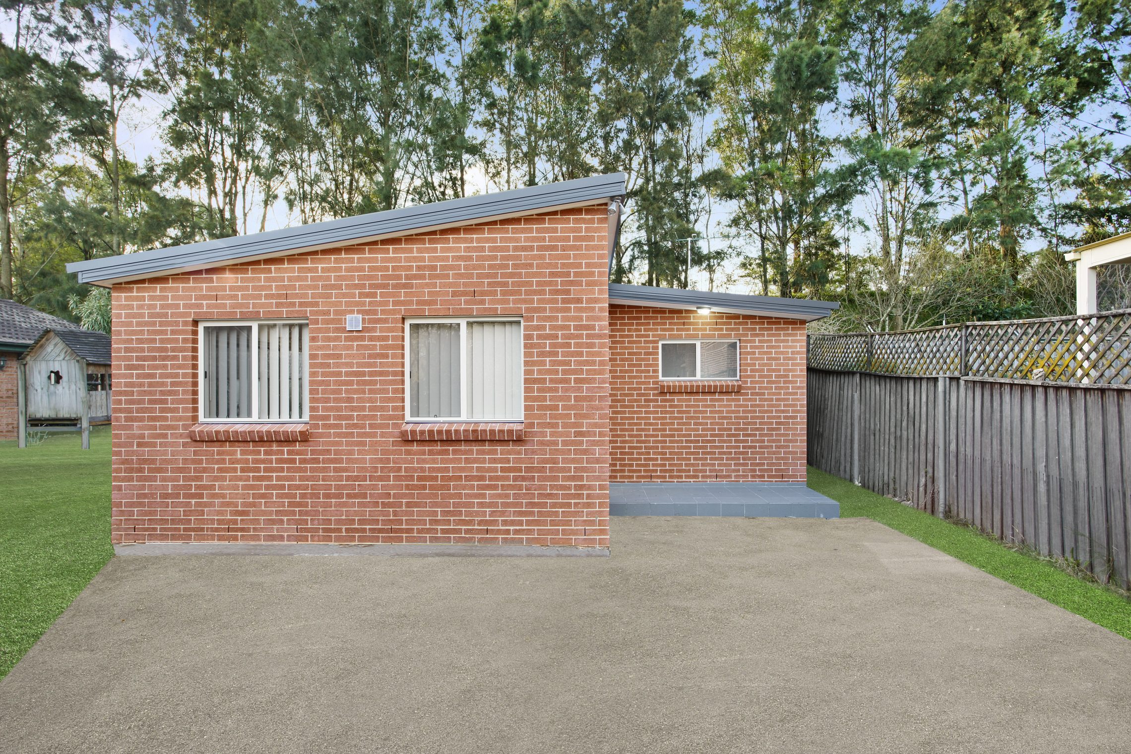 Thornleigh – O12