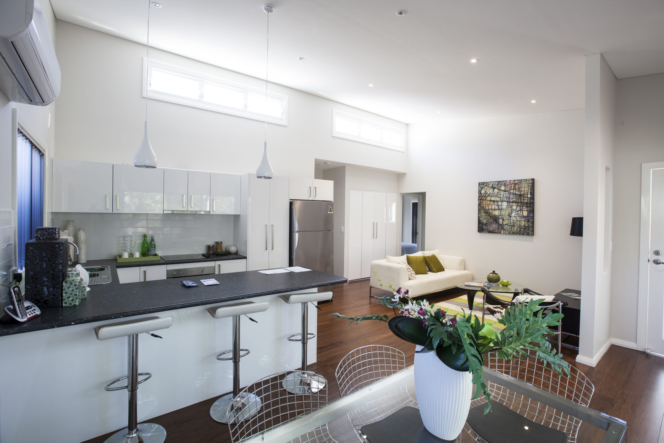 Birrong – R1