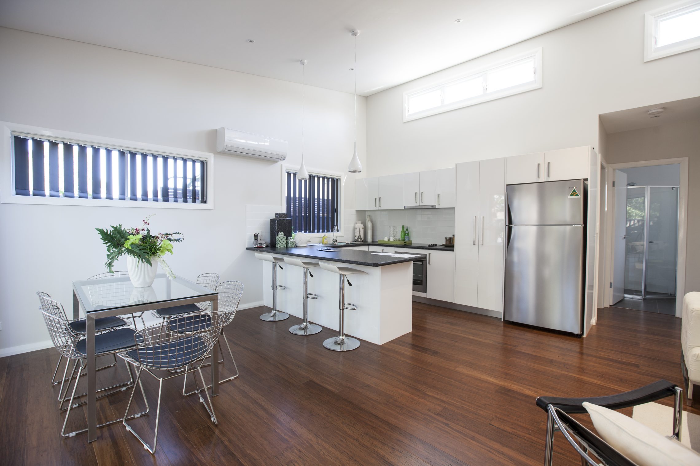 Birrong – R1