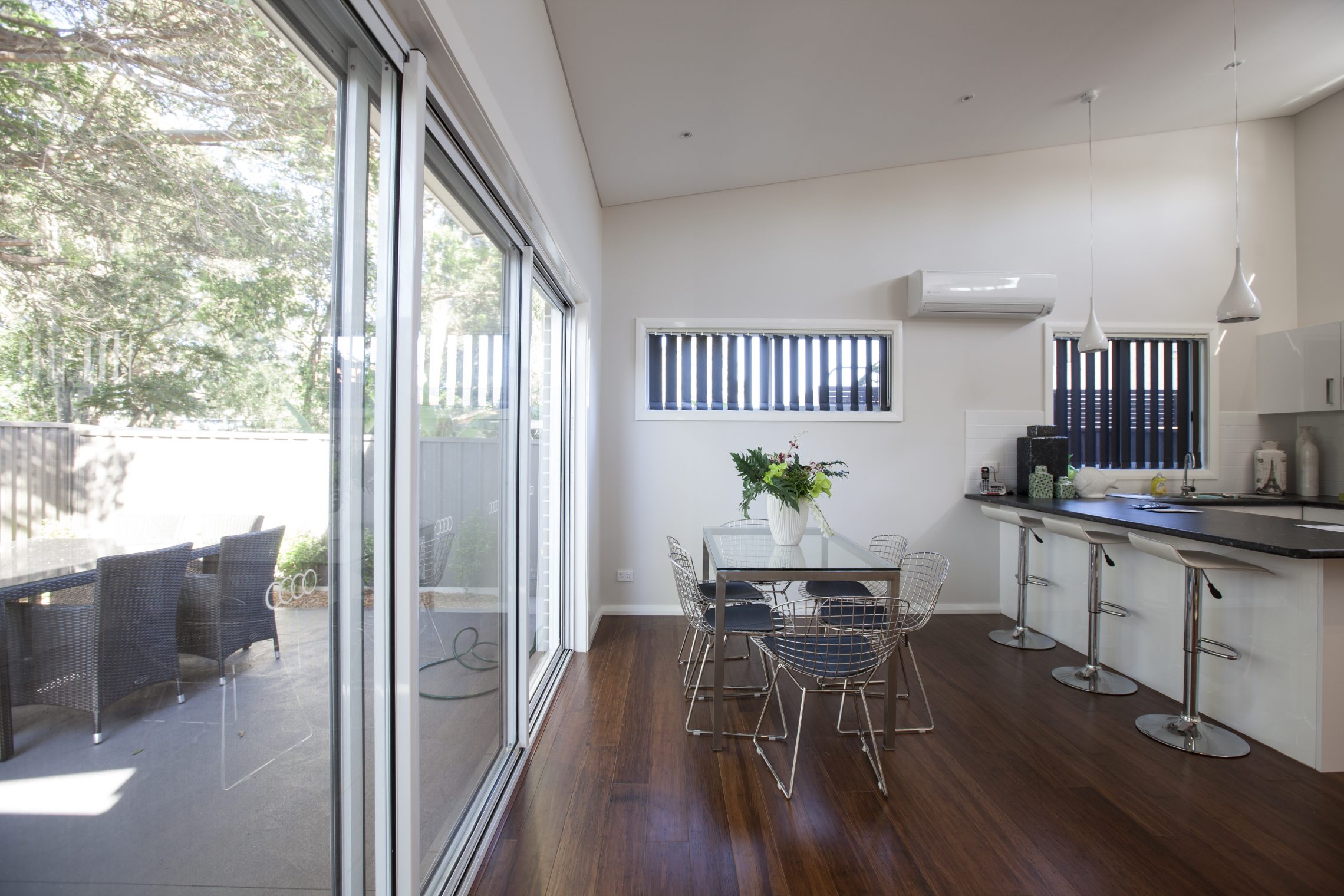 Birrong – R1