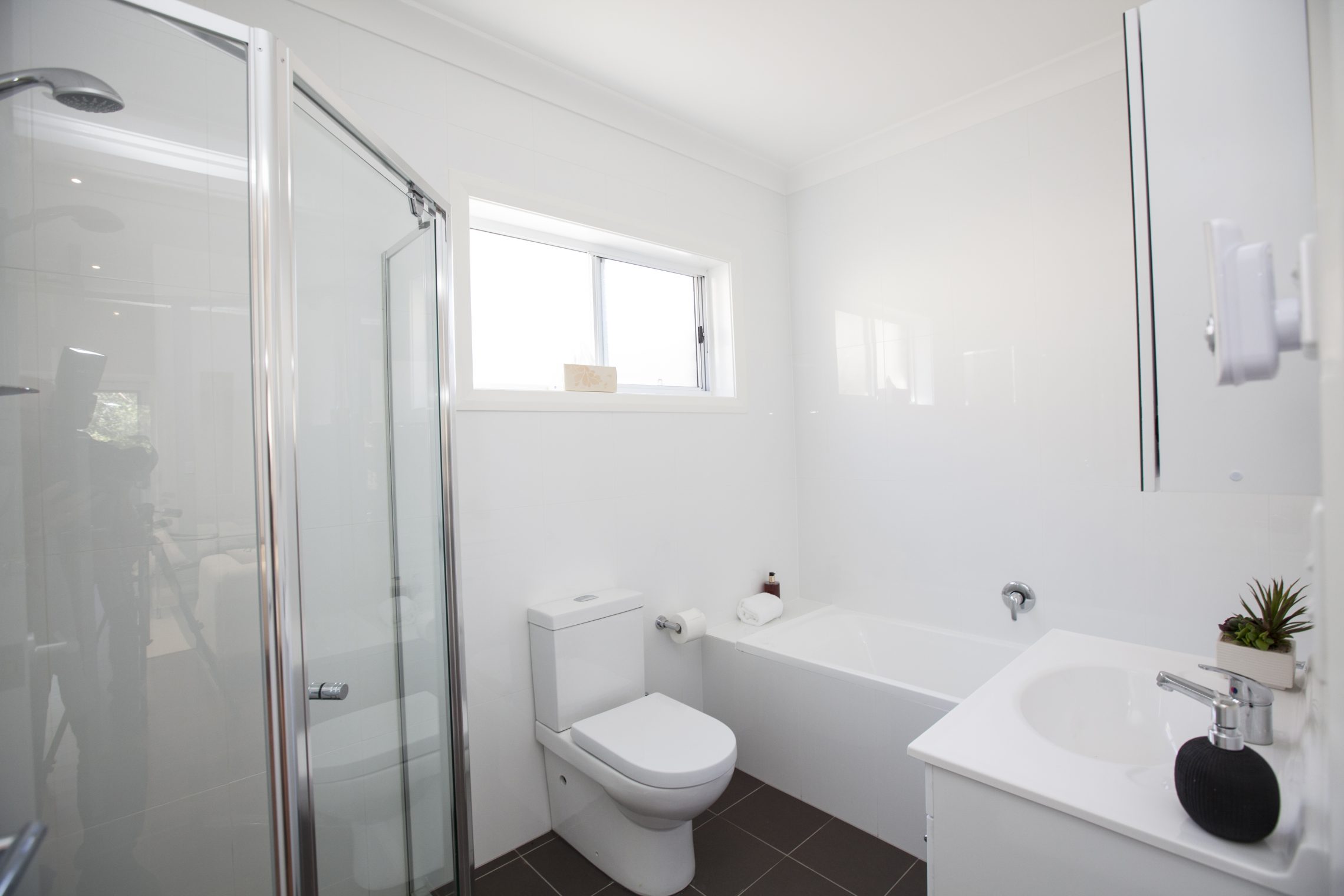 Birrong – R1