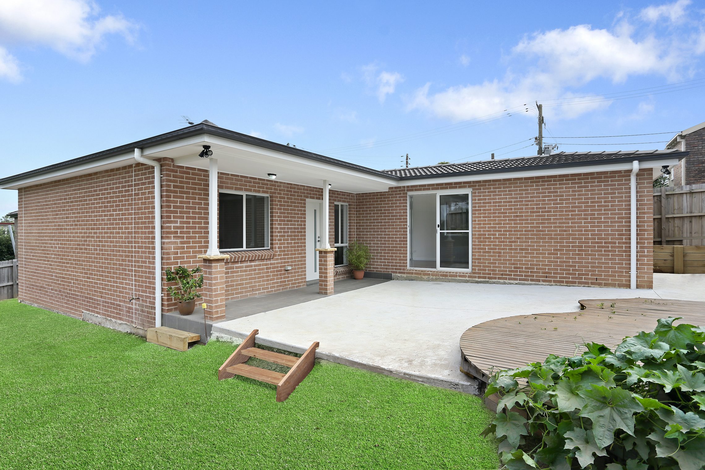 Hornsby – F4