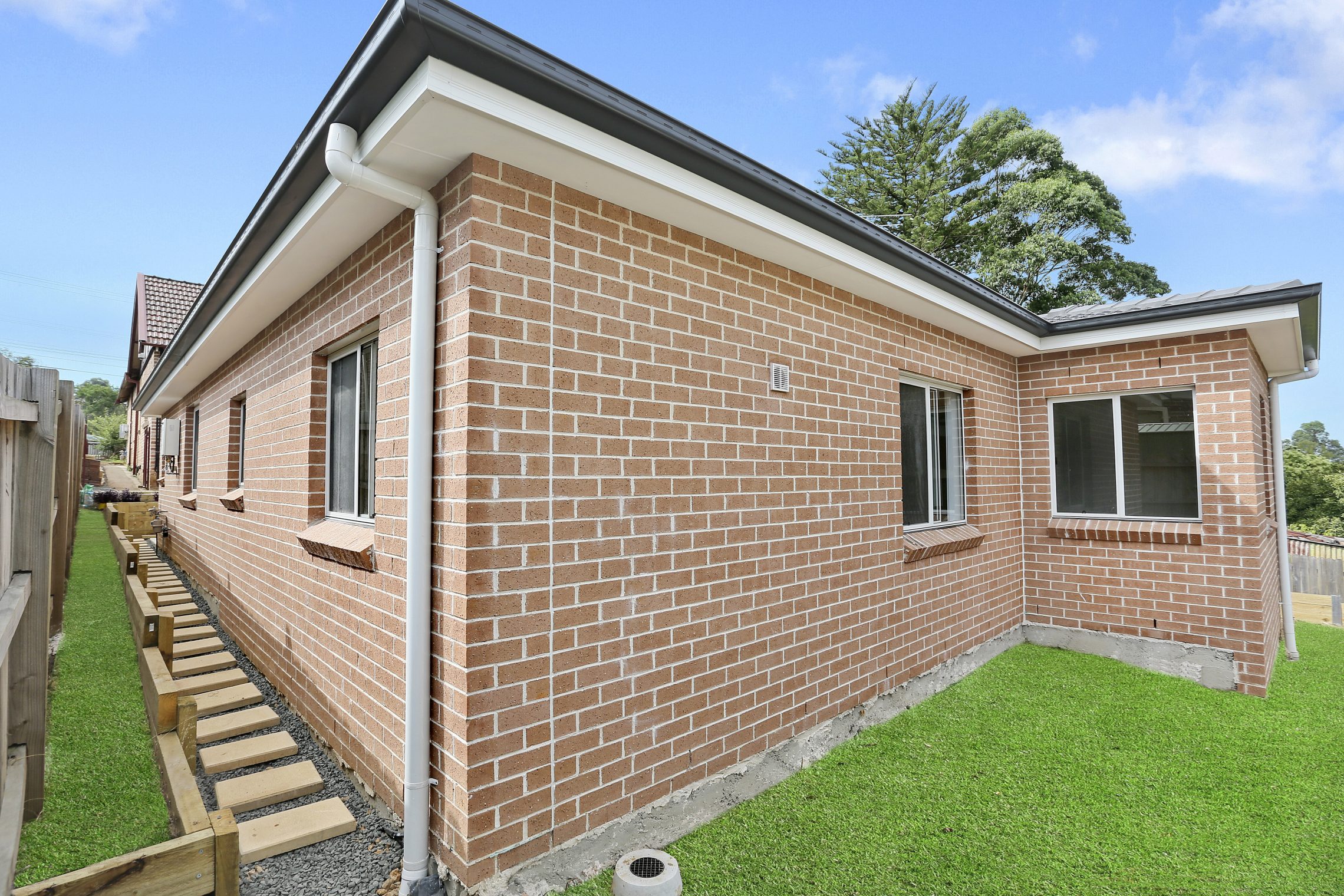 Hornsby – F4