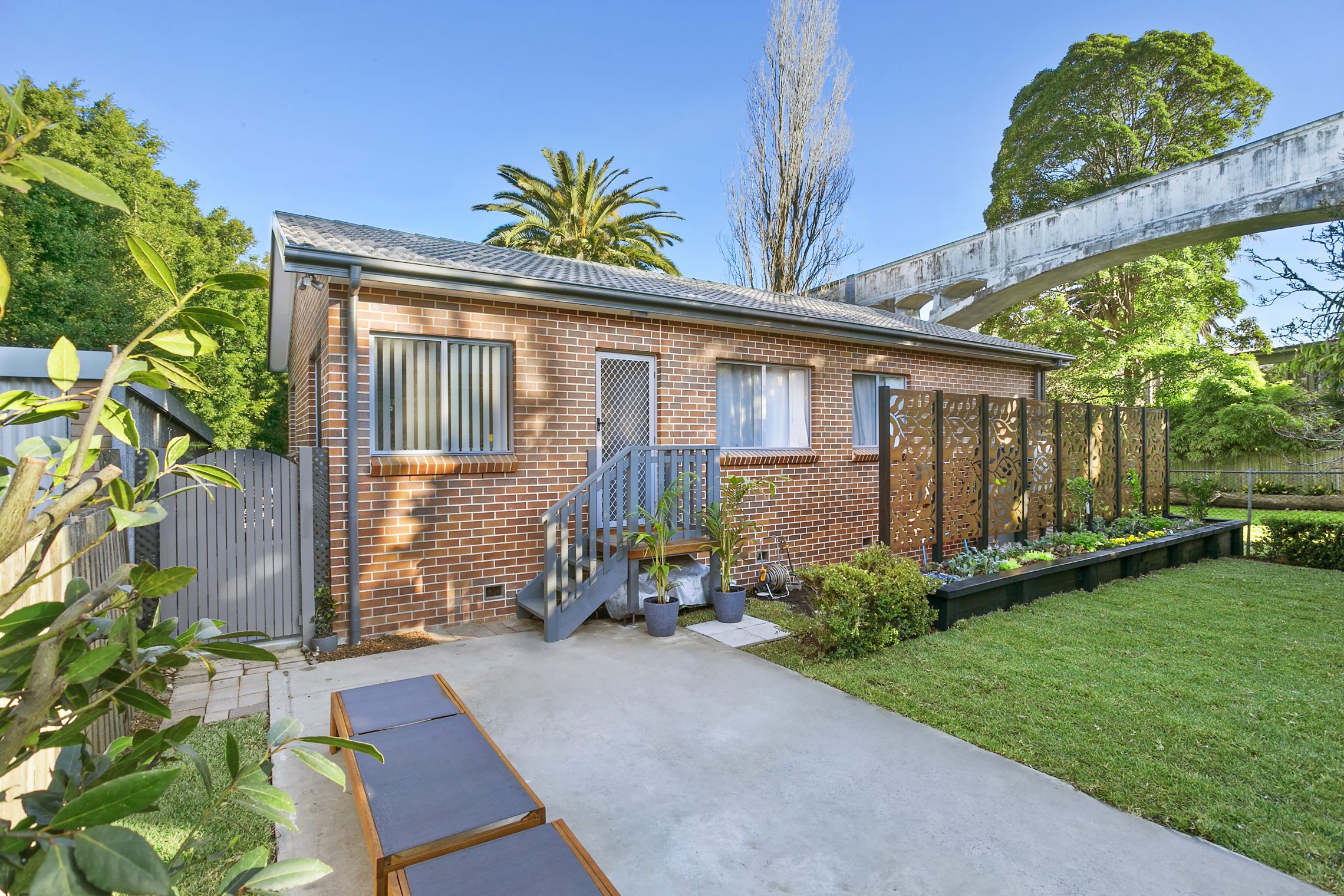 Forest Lodge – M1