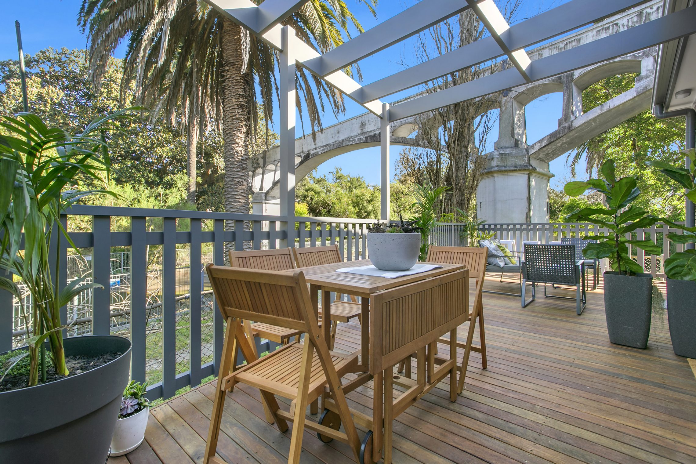 Forest Lodge – M1