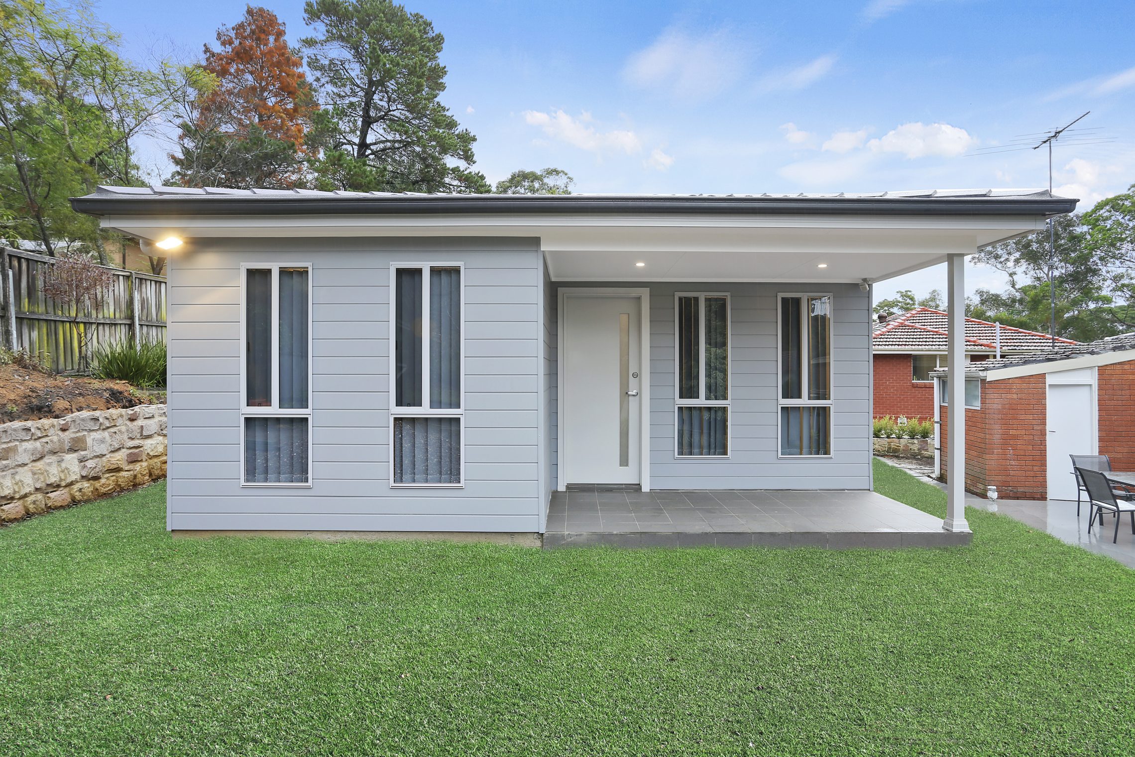 Hornsby – E1