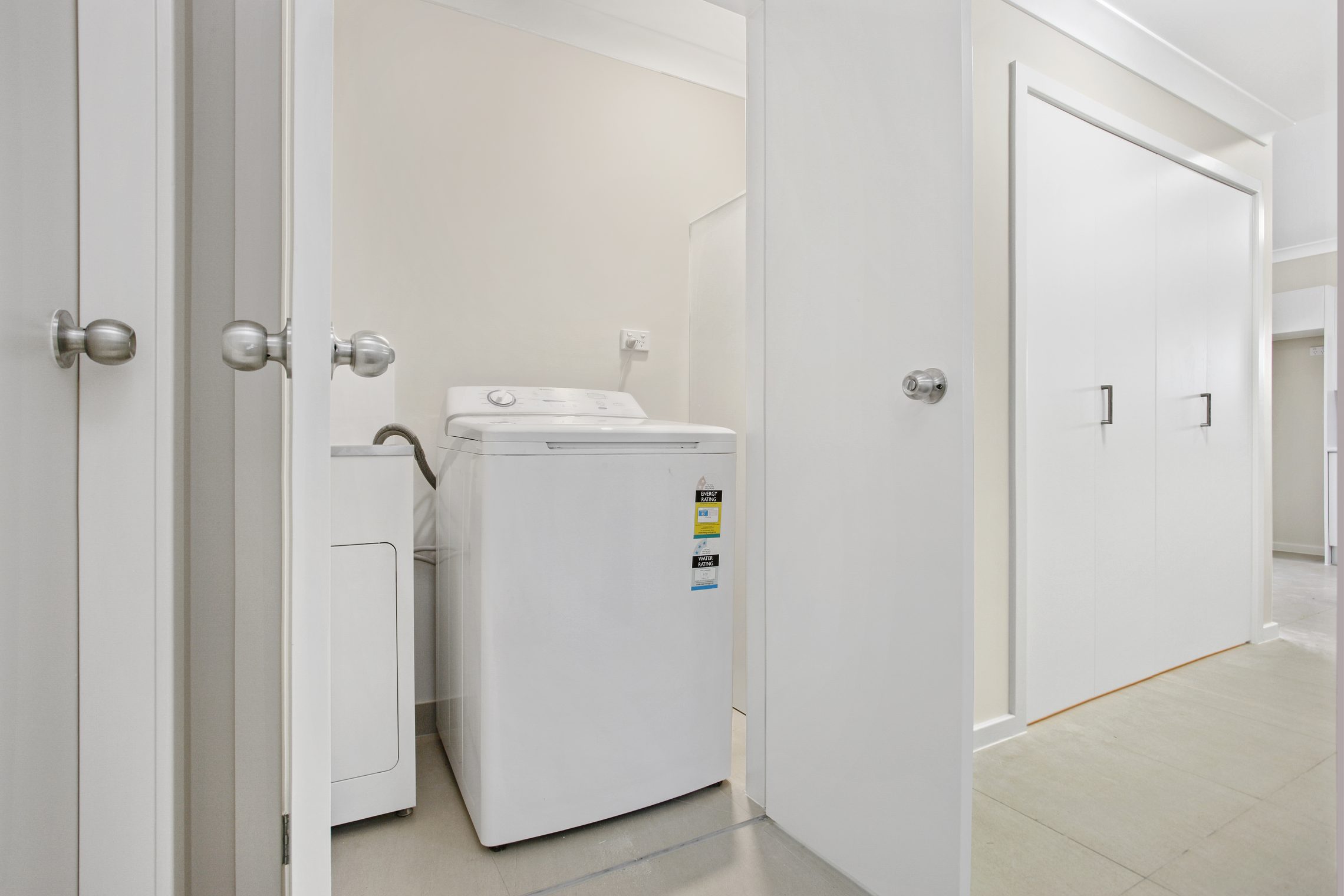 Forestville – W5