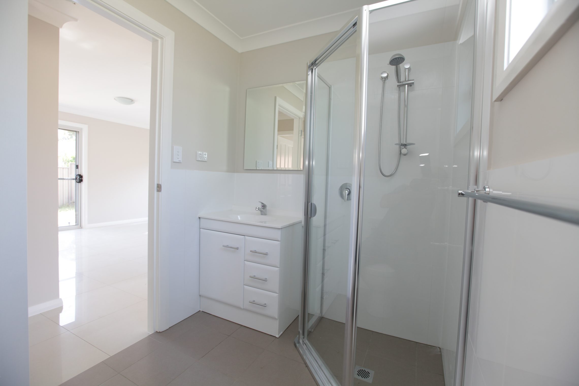 Kingswood – S10