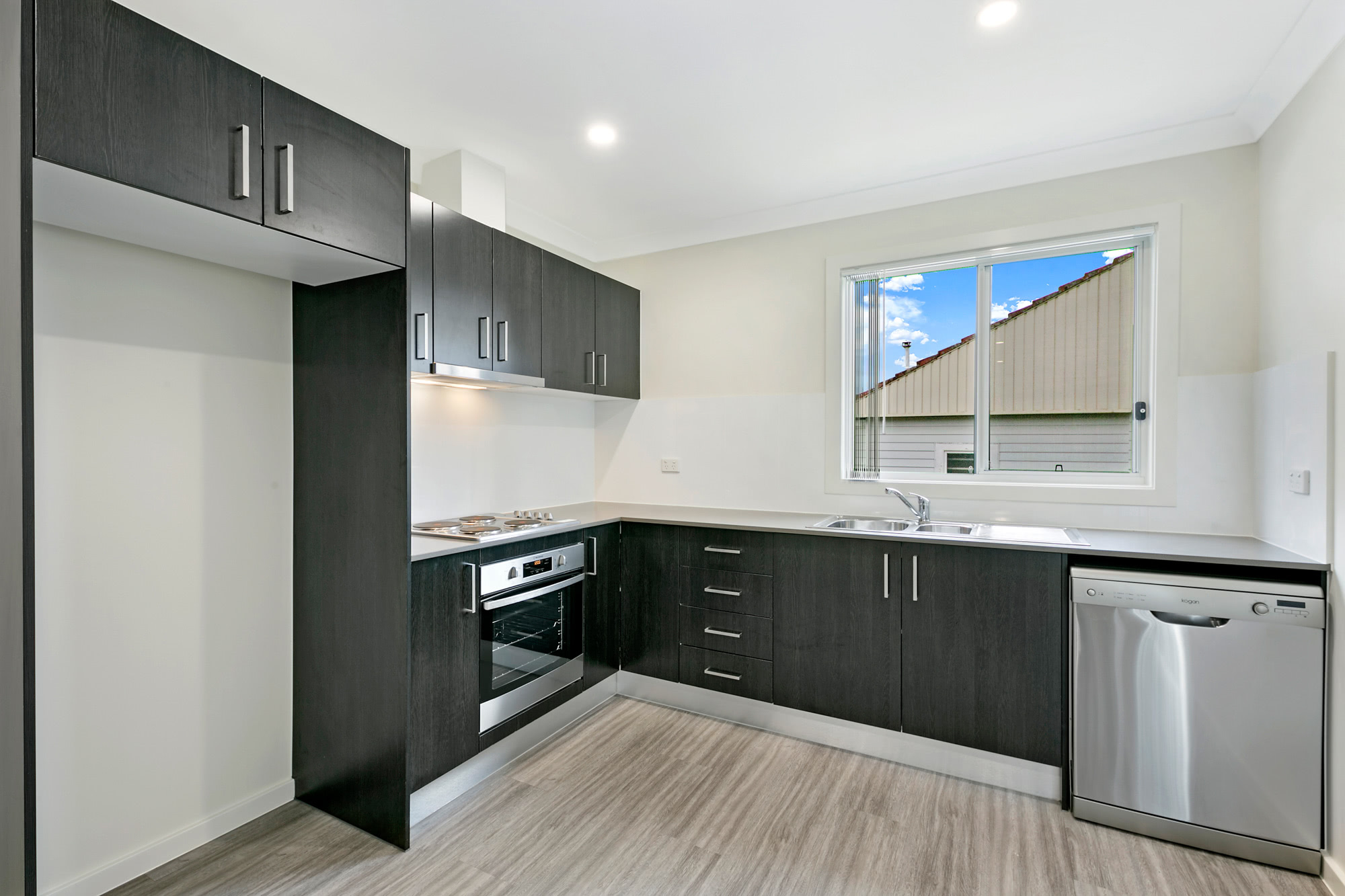 Wentworthville – L12