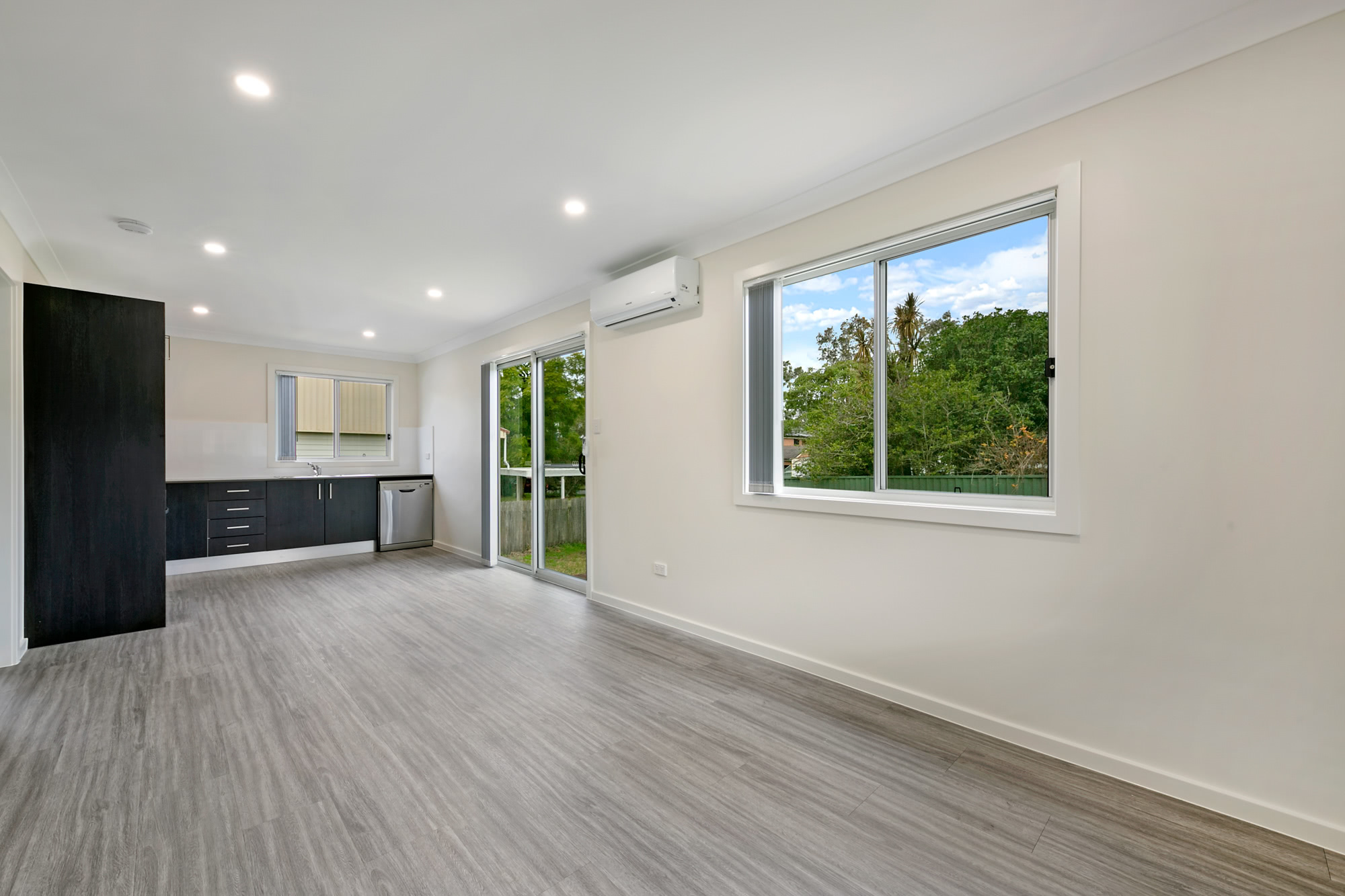 Wentworthville – L12