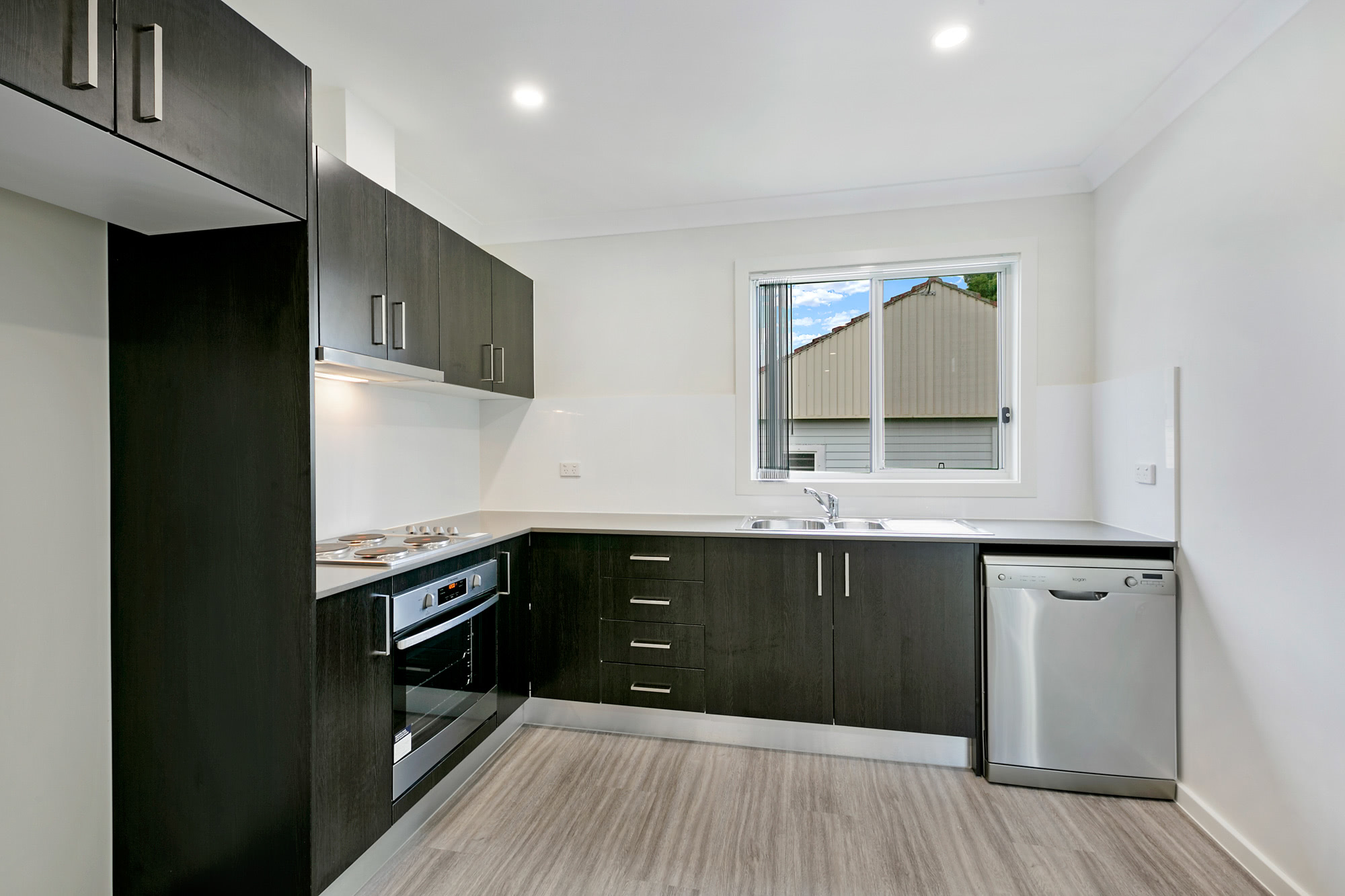 Wentworthville – L12