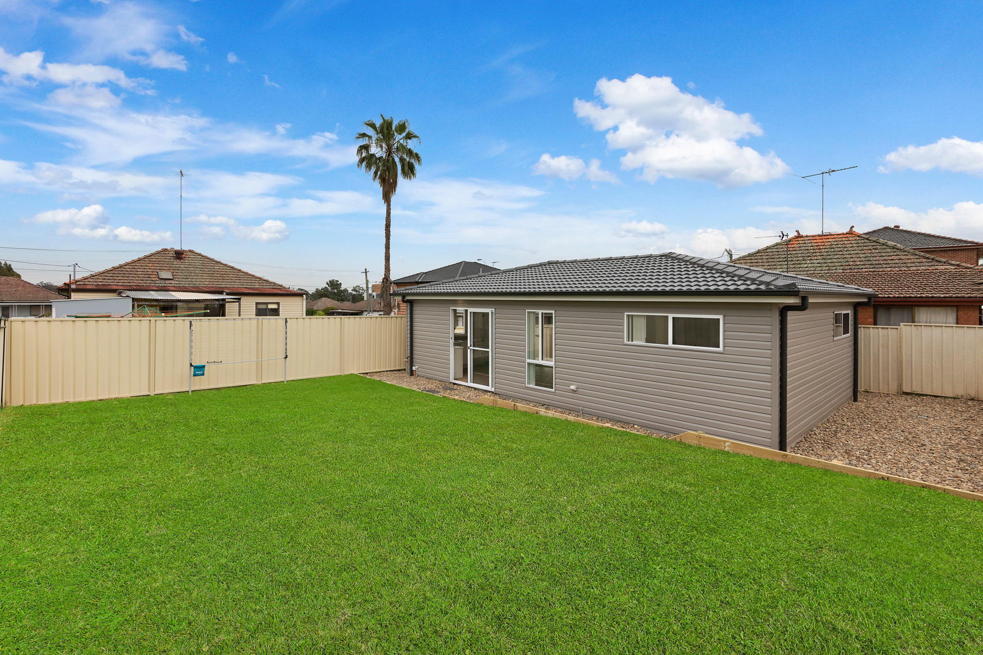 Blacktown – B42
