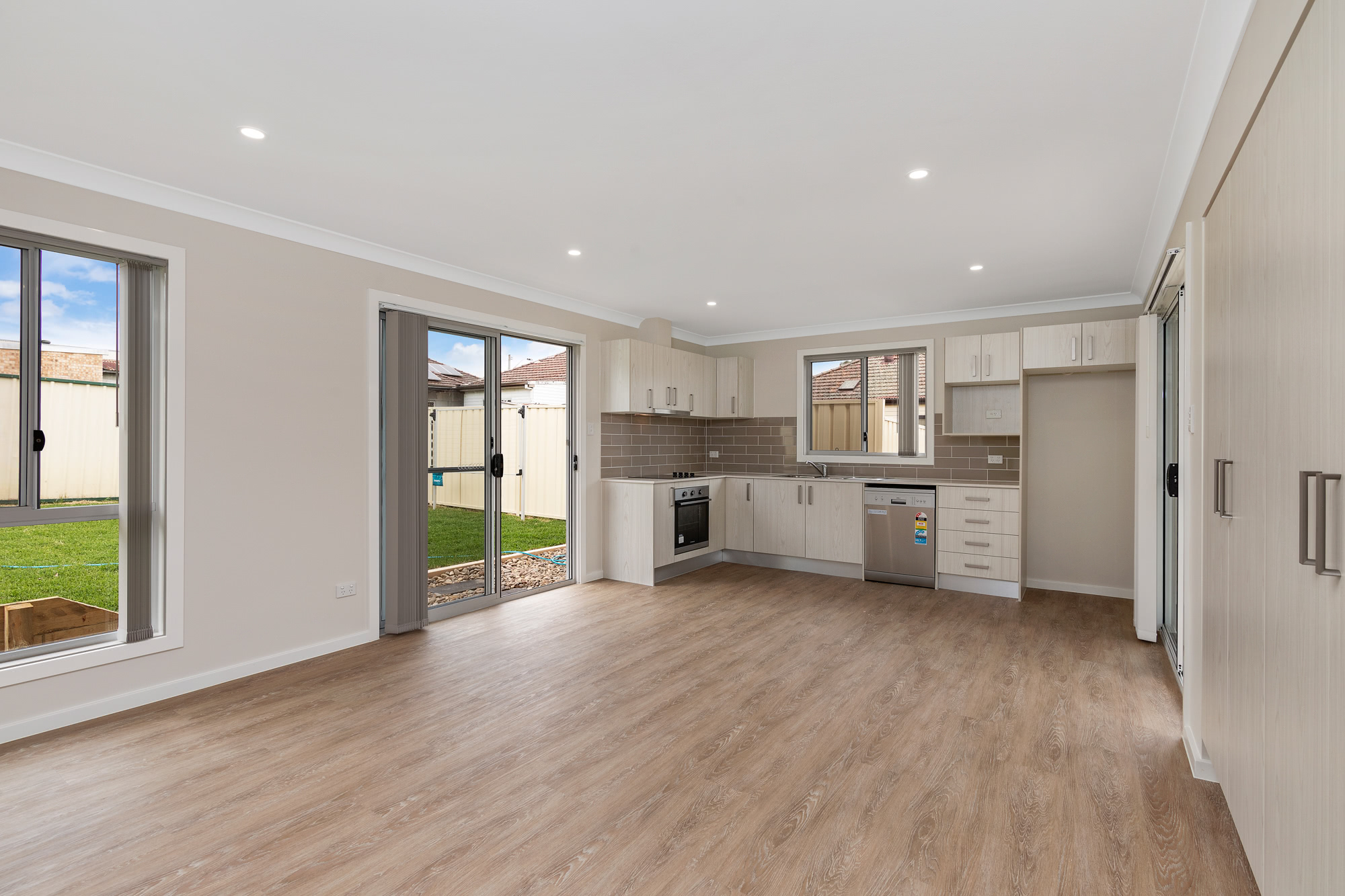 Blacktown – B42