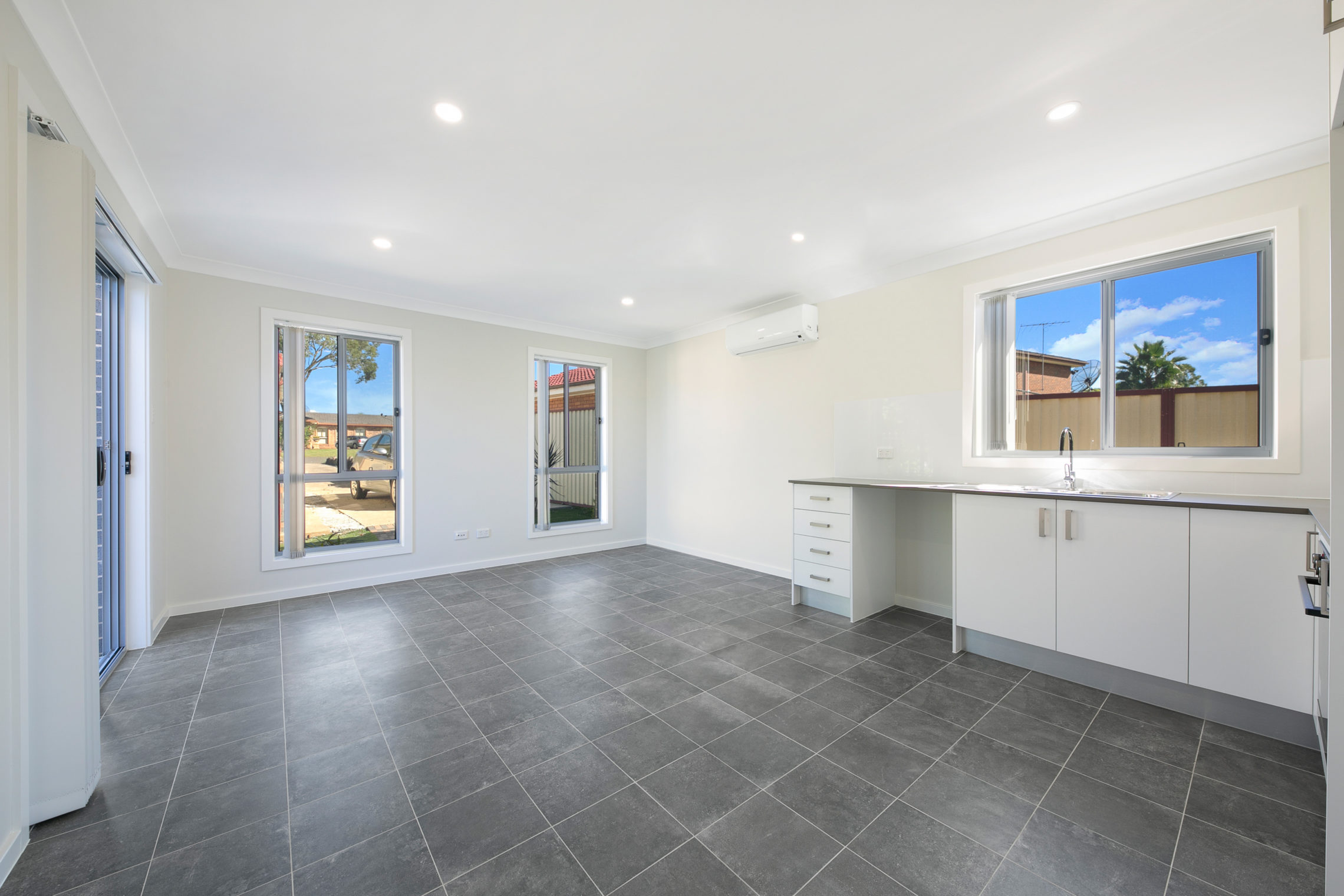 Bossley Park – B14