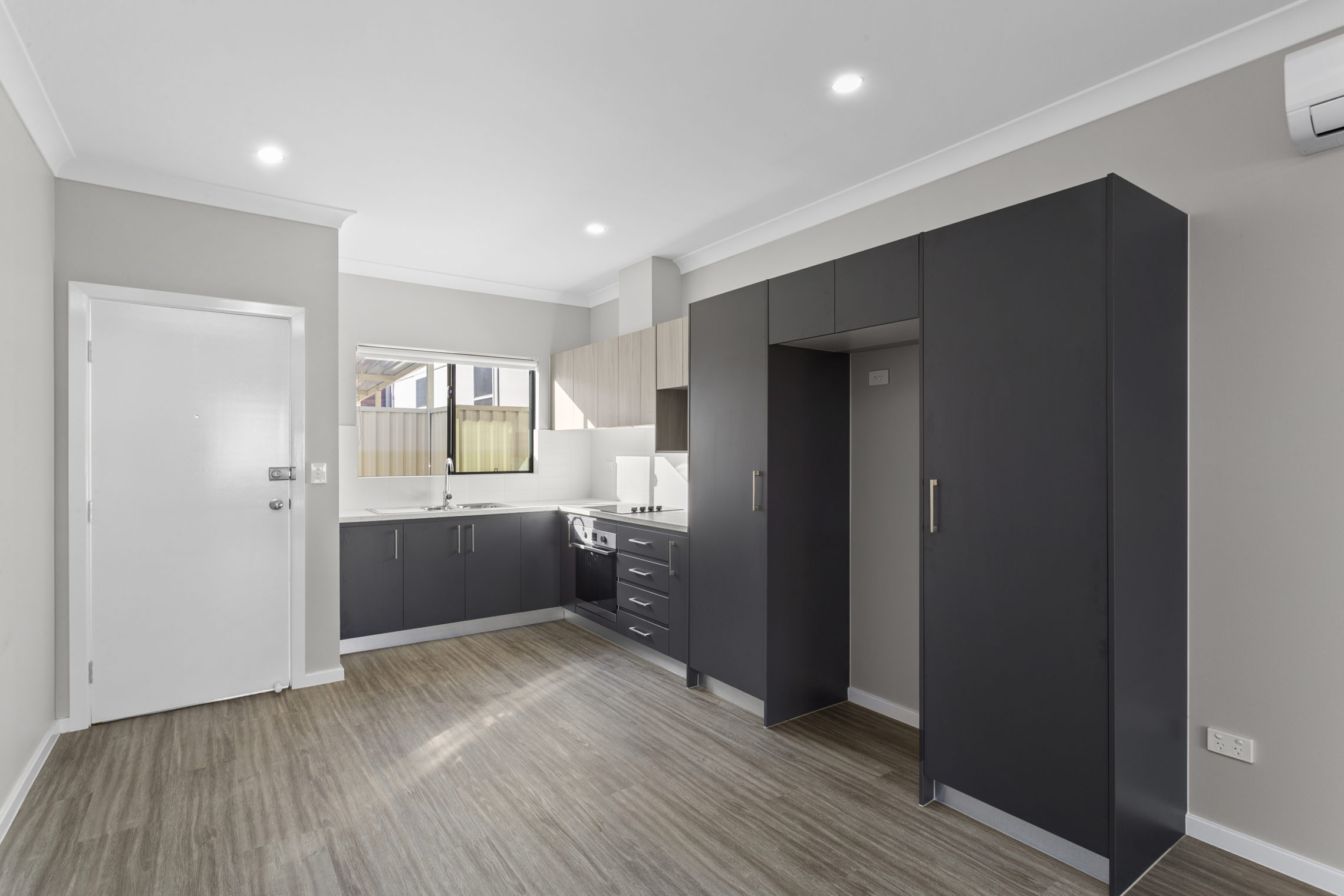 Revesby – F4