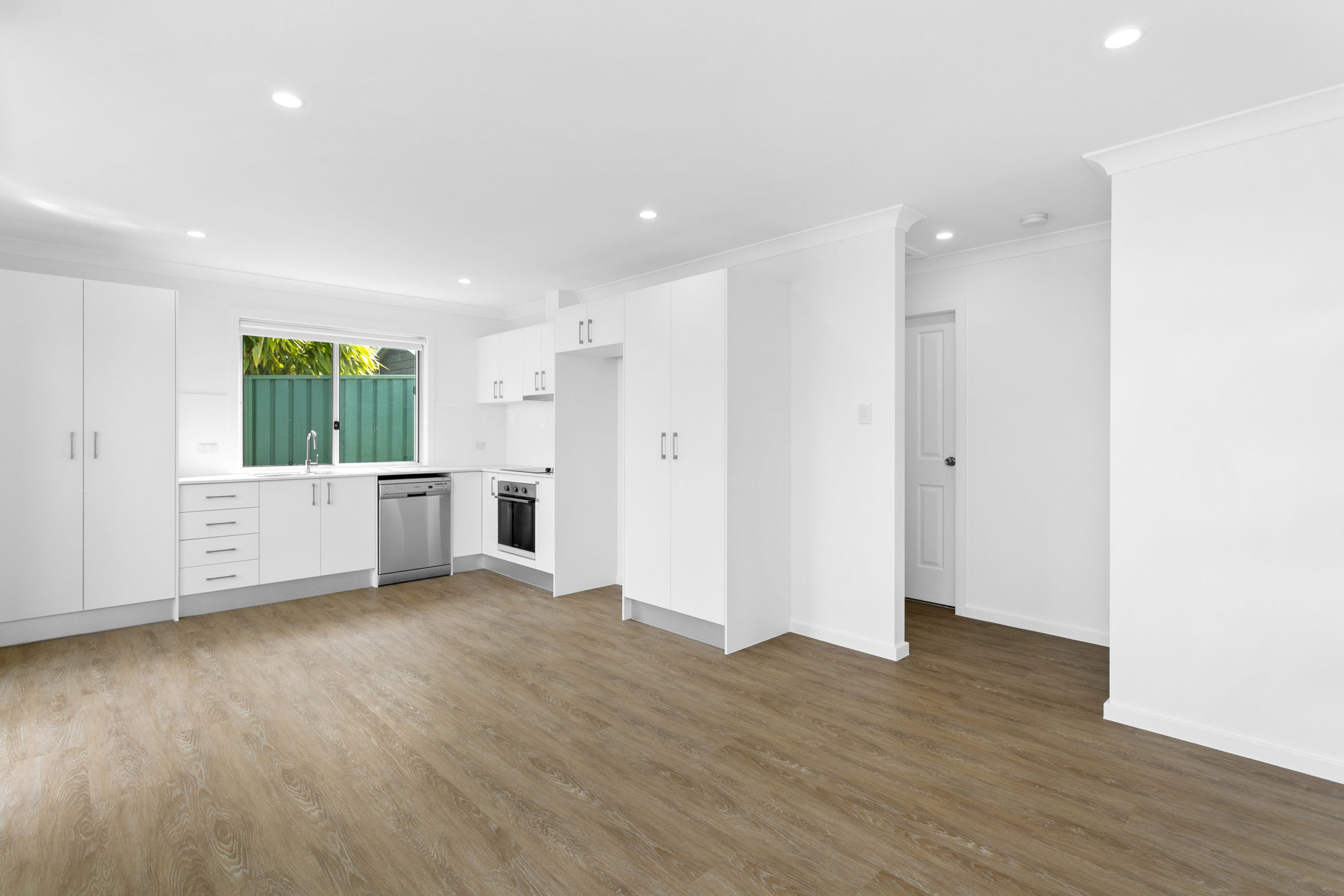 Mona Vale – P51
