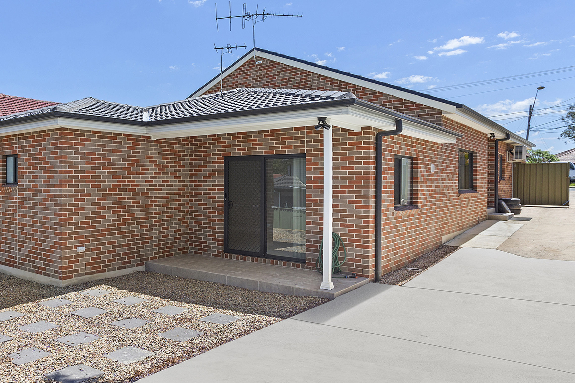 Seven Hills – W48