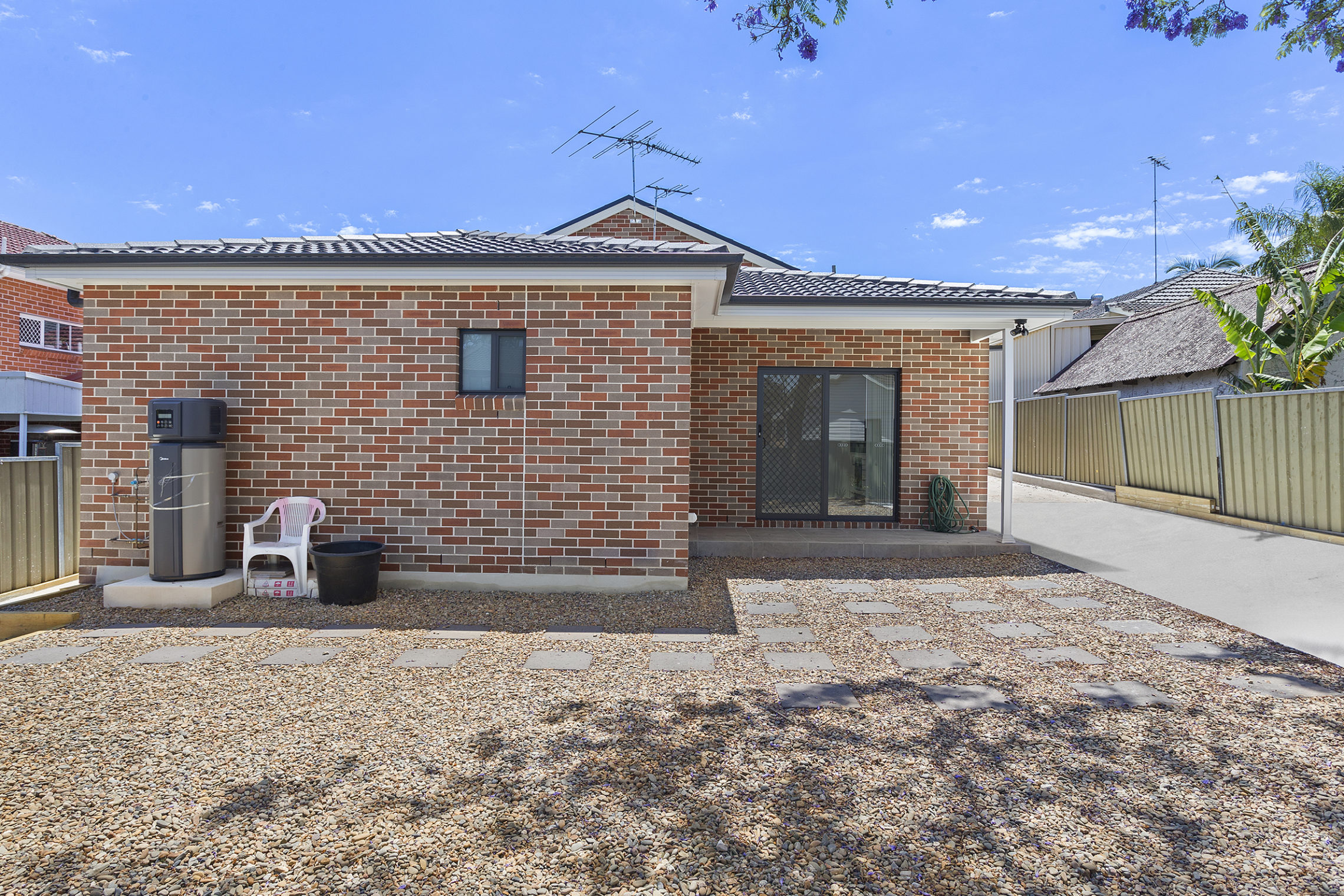 Seven Hills – W48