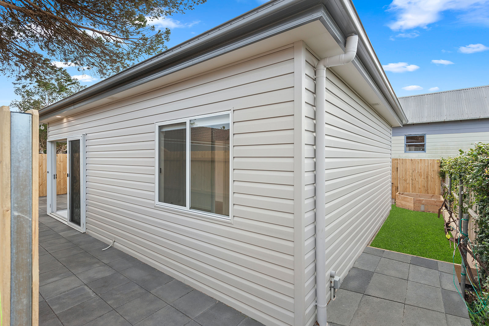 North Willoughby – H229