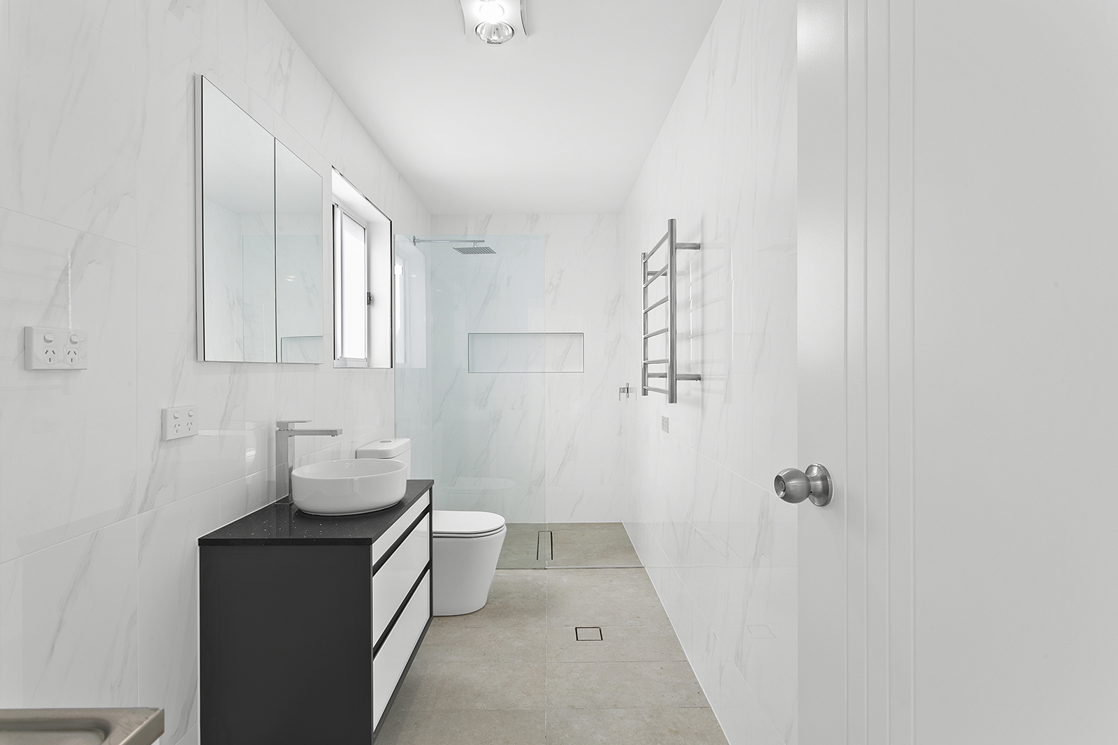 Mona Vale – B92