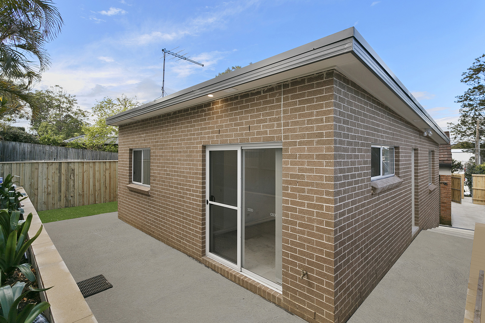 Mona Vale – B92