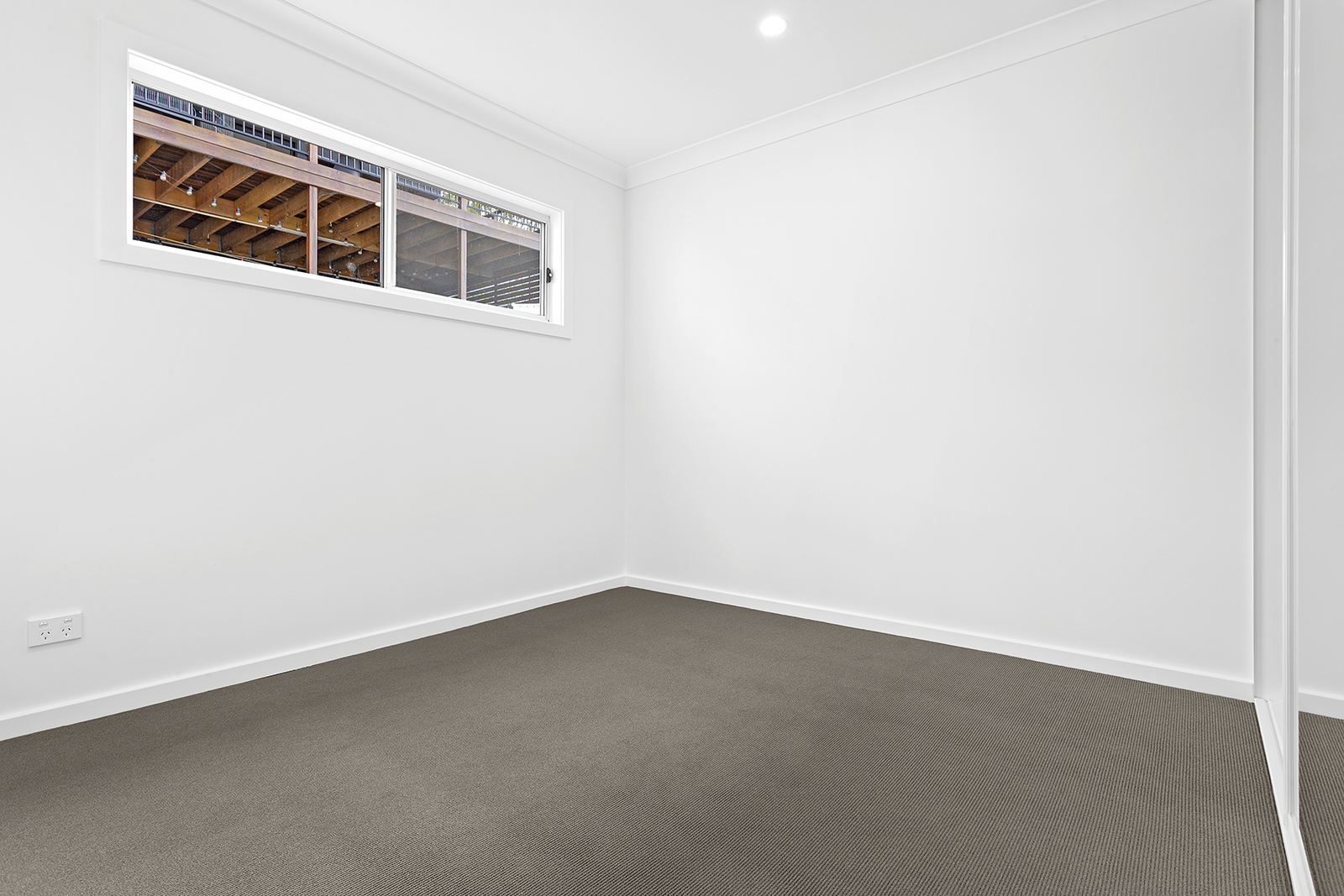 Berkeley Vale – E26