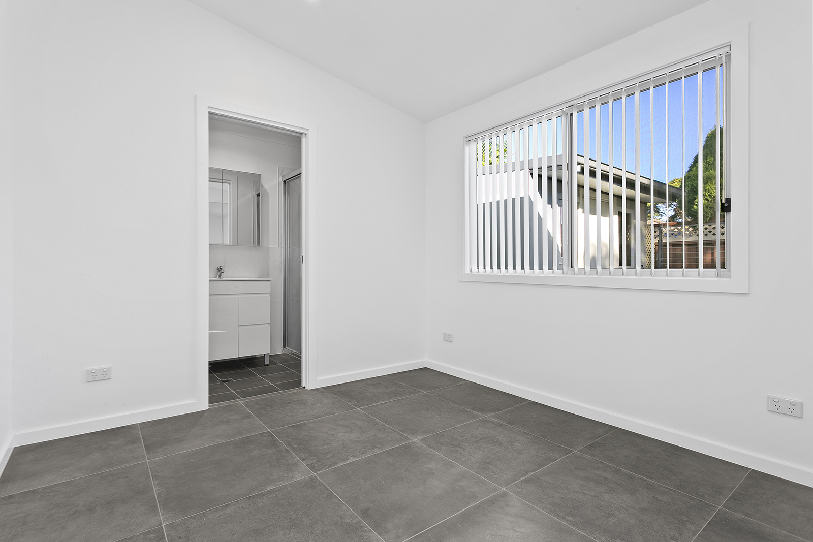 Earlwood – M23