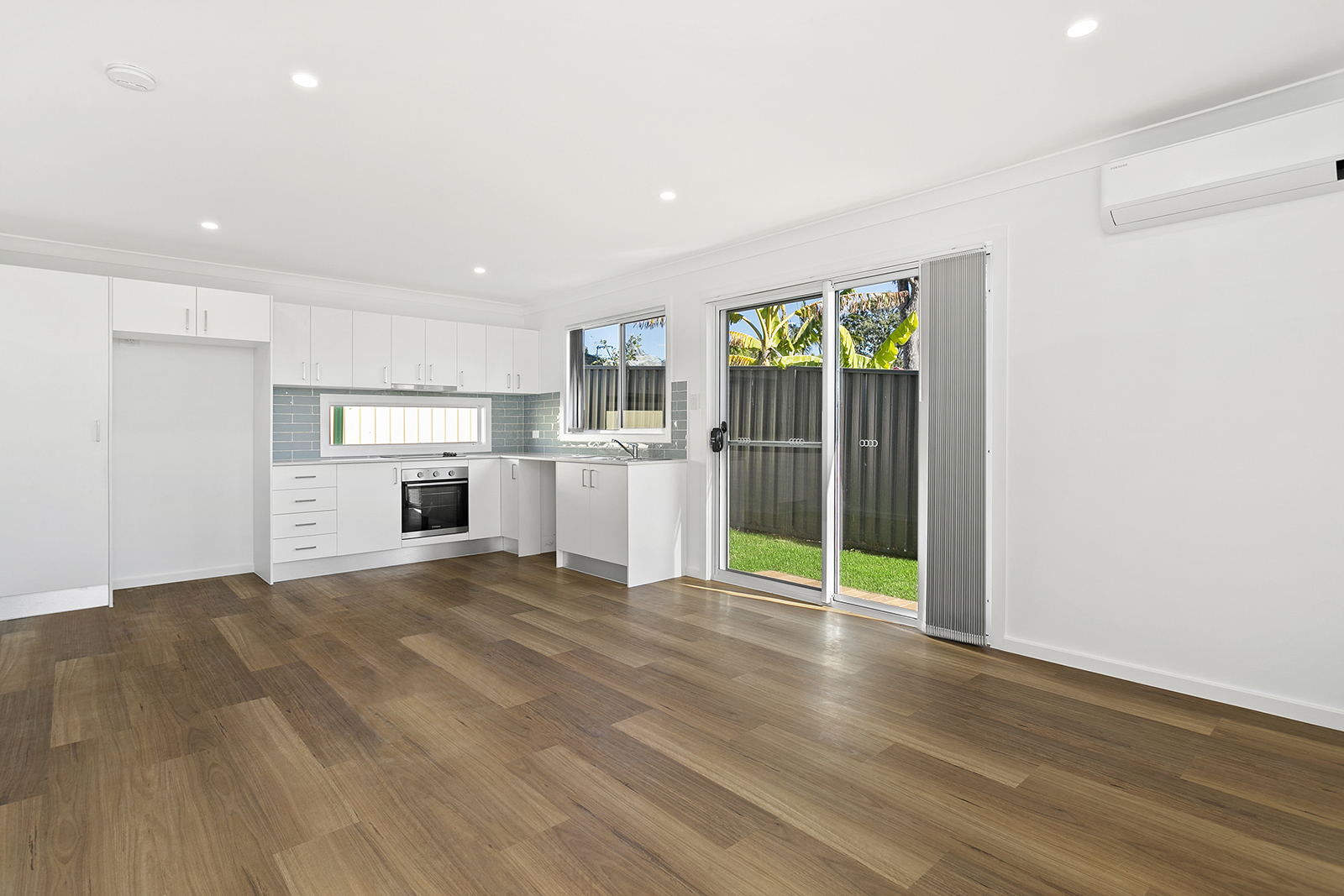 Macquarie Fields – P24B