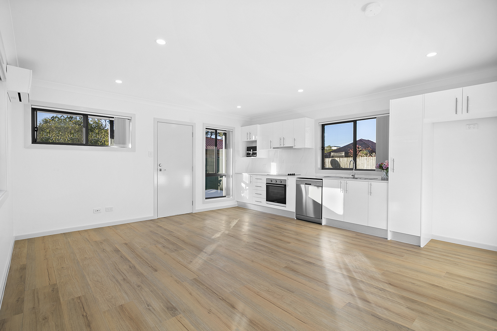 Lane Cove North – F4