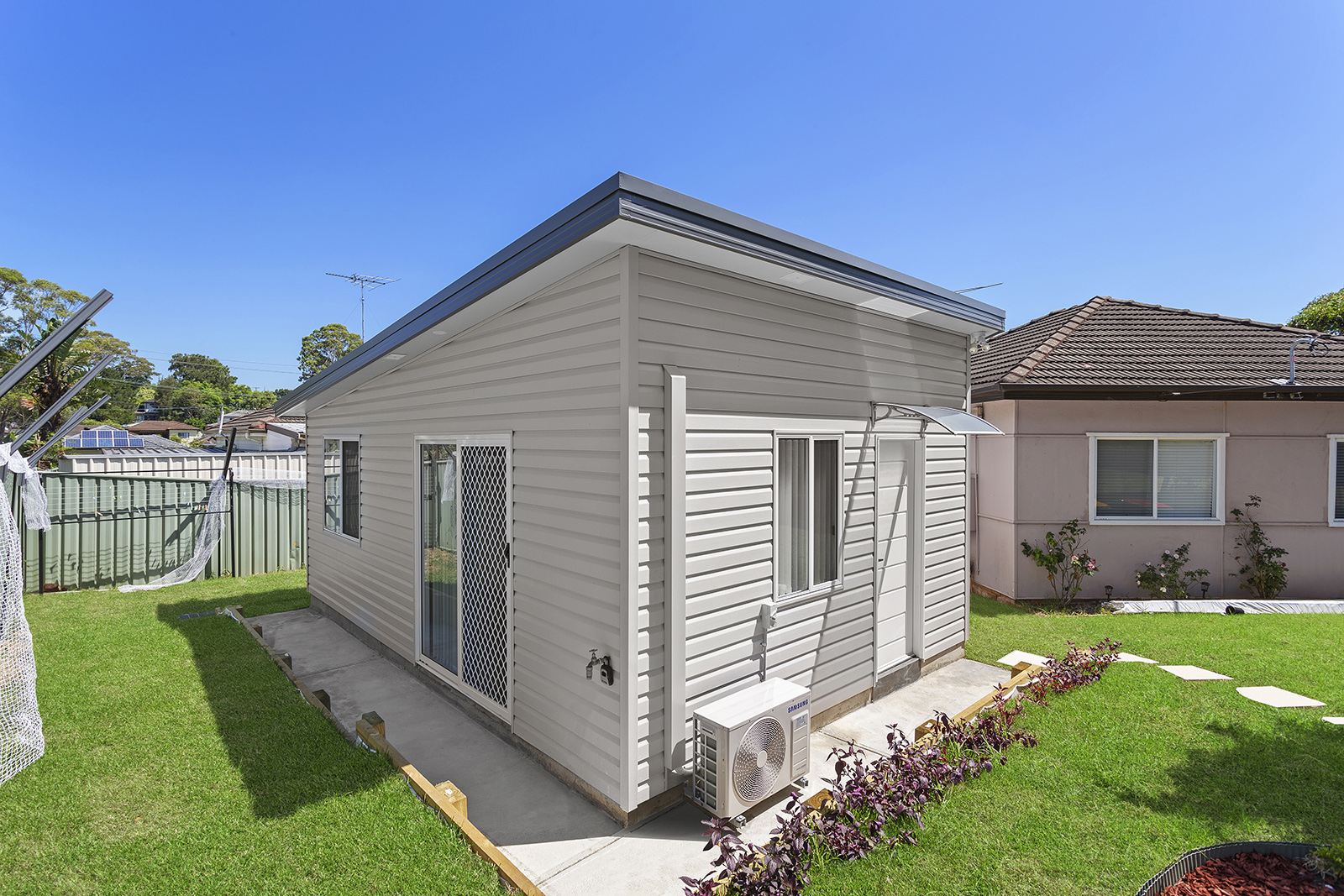 Blacktown – D7