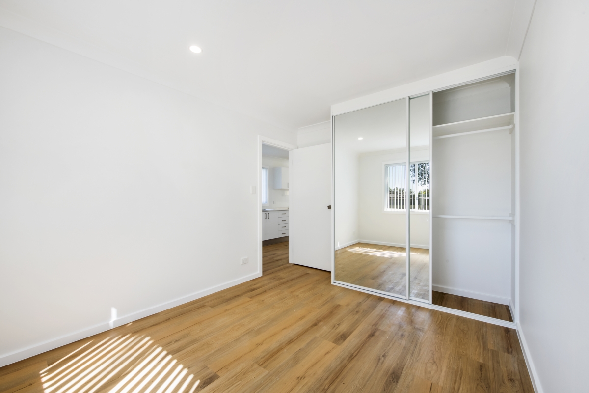 Berkeley Vale – L19
