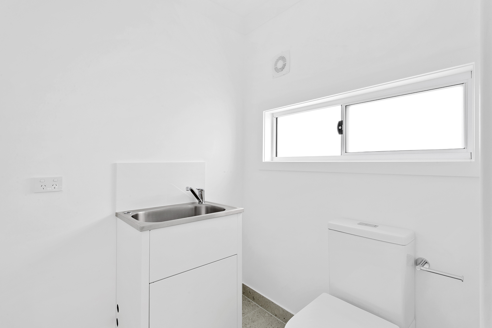 Avalon Beach – B600