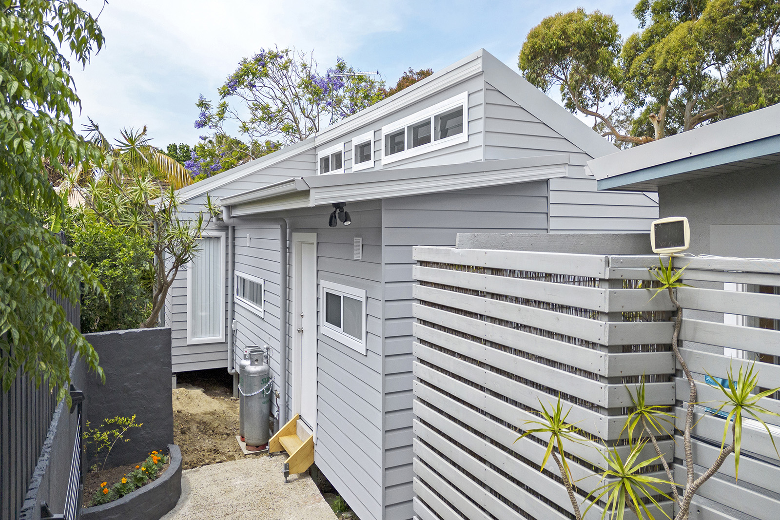 Avalon Beach – B600