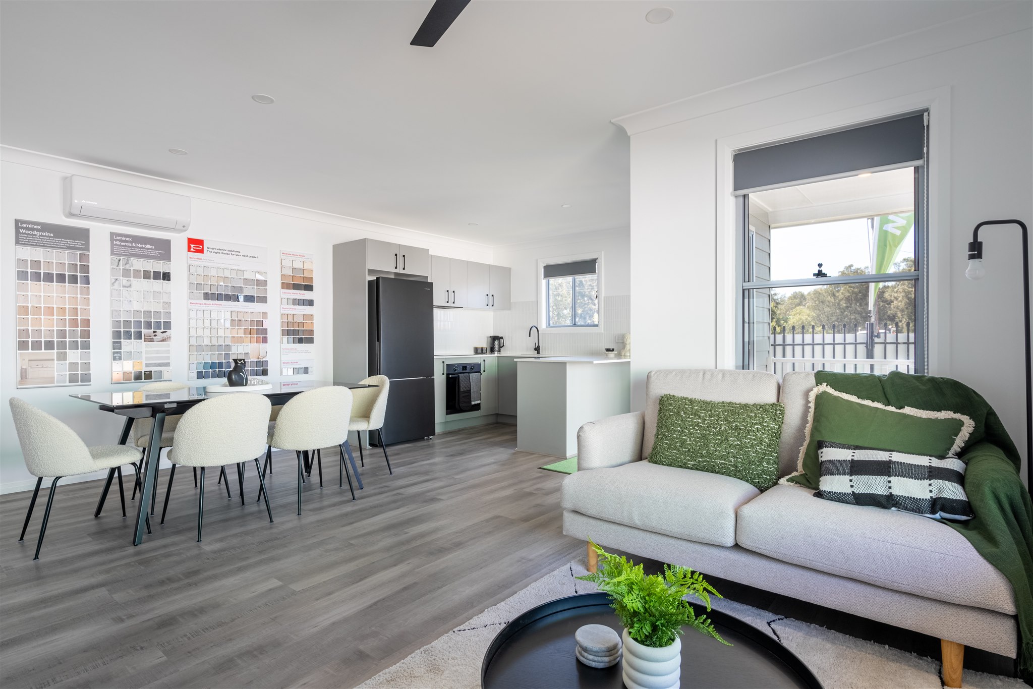 Barrack Heights – S244
