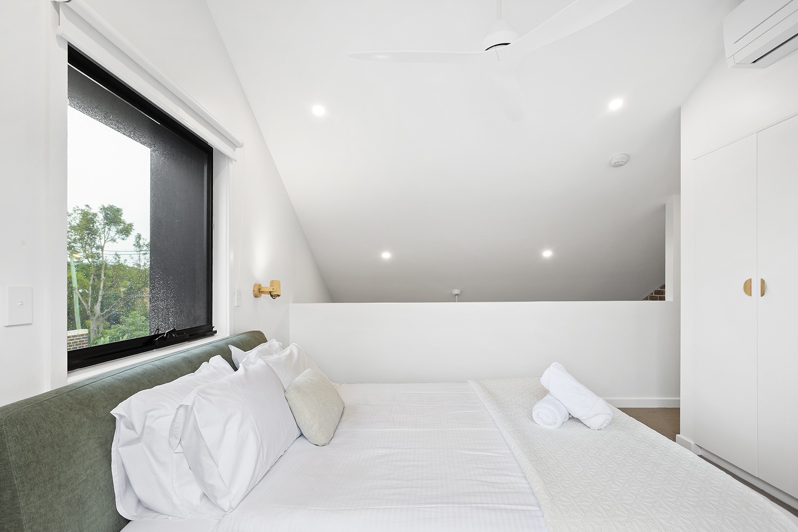 Petersham – B40