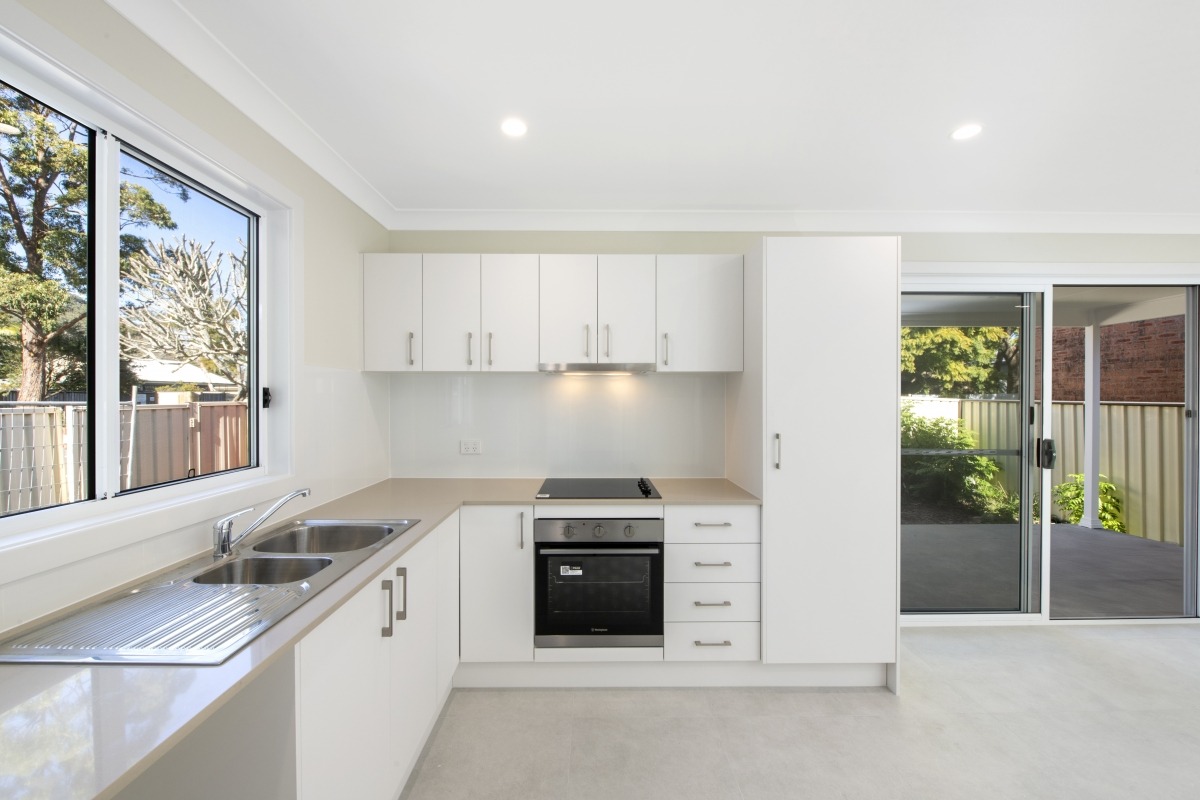 Blackwall – W16