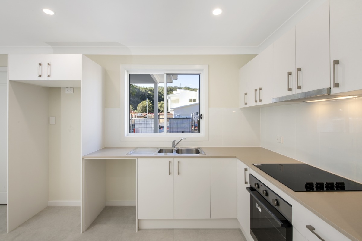 Blackwall – W16