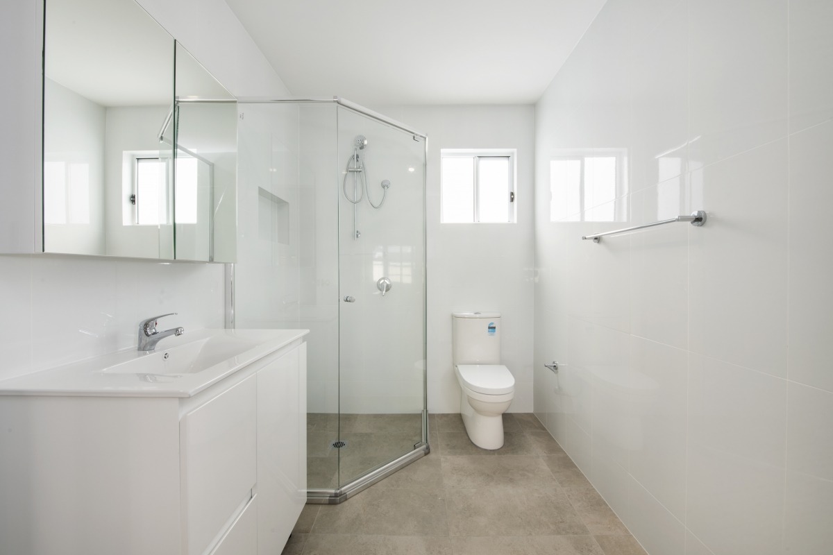 Blackwall – W16