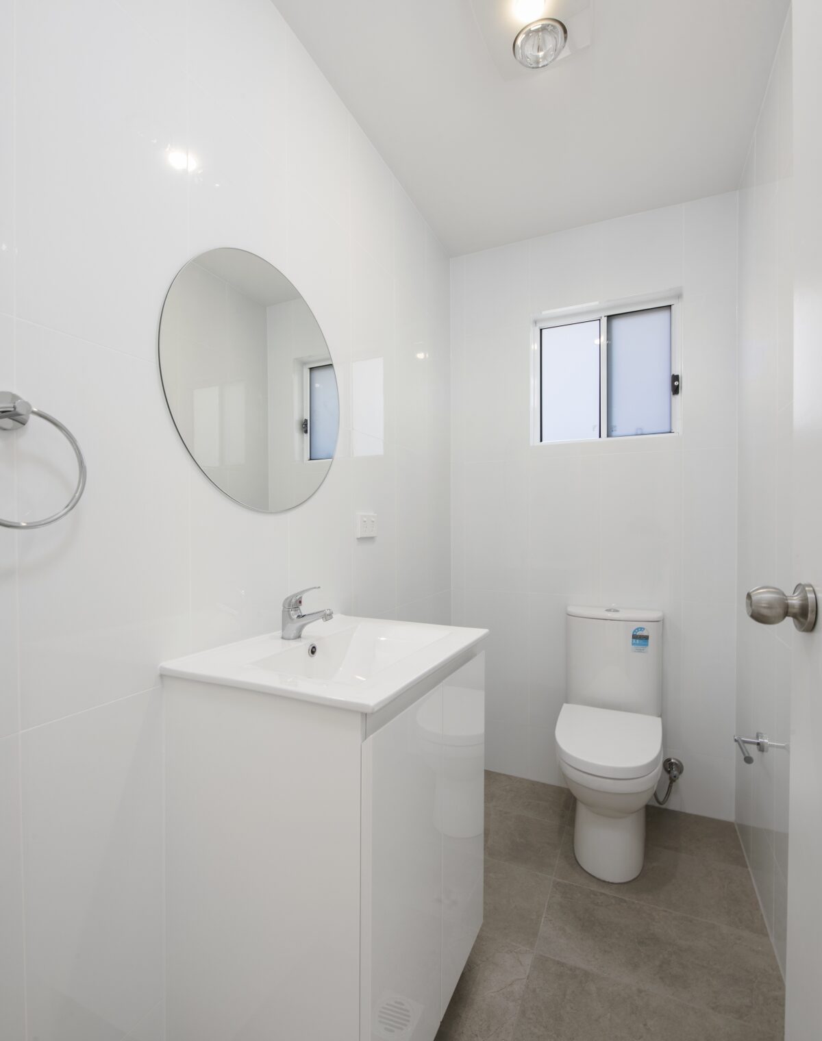 Blackwall – W16